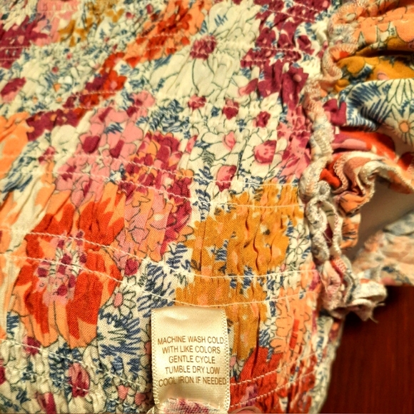 Floral Stretch Dress - Picture 5 of 5